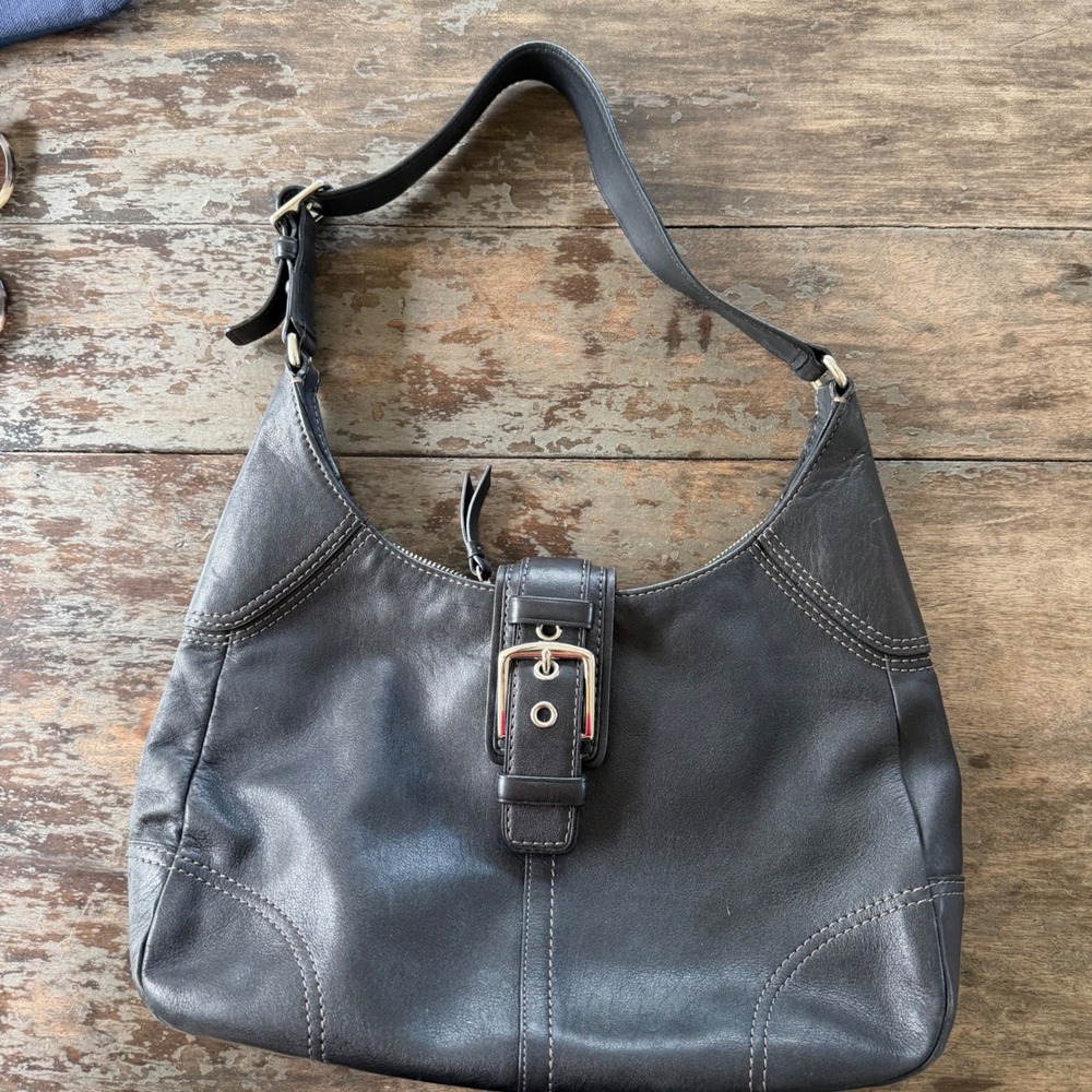 Coach Black Leather Hobo Shoulder Bag Buckle Contrast Stitch Silver y2k